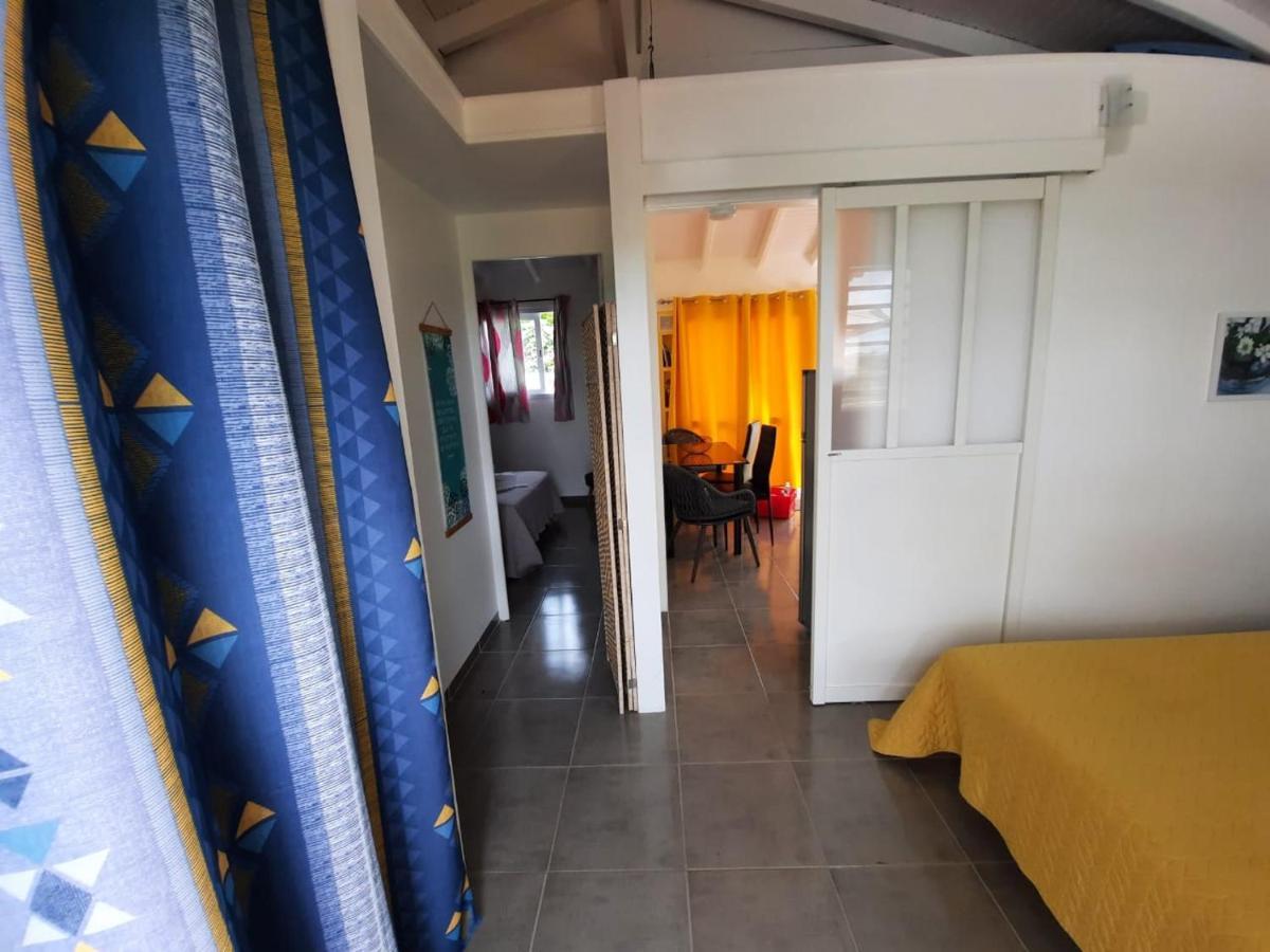 Les Multipliants Villa Le Moule Buitenkant foto
